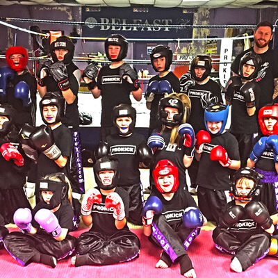 Week 2 New Kids kickboxing Sparring course 