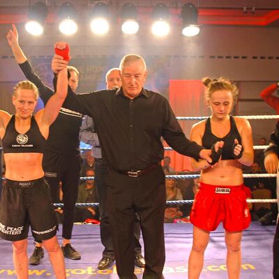 Cathy McAleer Wins By Ko over Polish champion Ciaskowska i