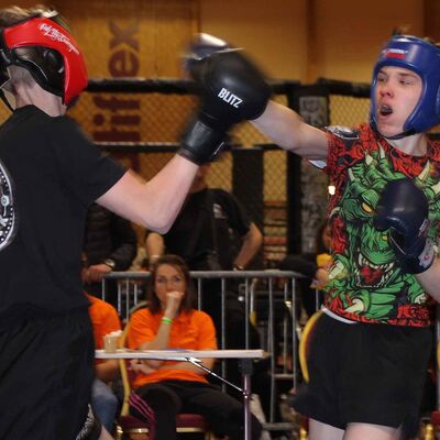 Phili Nowak faces off against Jay Snoddon from the ProKick gym