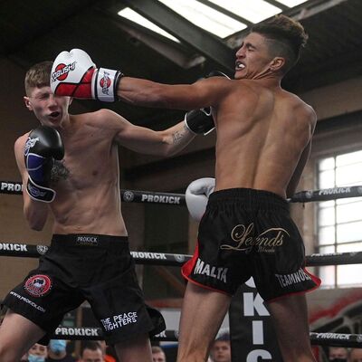 Punch for Punch, exciting match with  Snoddon Vs Pace for the WKN international amateur title