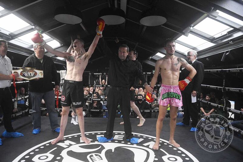 The MC announced ......and the New! What a fantastic five round display from Snoddon who wowed those in attendance as he faced the tough Swede, Sam Wingqvist. Snoddon now a two-time WKN European champion