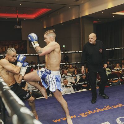 Alex Ekhtiyari vs Shane Weir