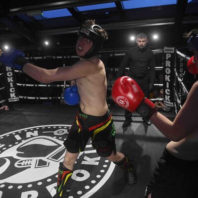 Just missed, Action from - Gary Lynch (ProKick) 15yrs VS Fionn Heslin (TopPro Carlow) 17yrs. The two teens fought under K1-Style Rules over 3x2 Min Rounds at 72.kg