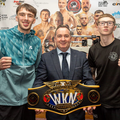 Manager with main event