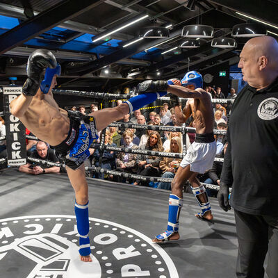 Redouan El Aouad WINNER (Sokudo Gym, Holland) vs. Alan Ginson (Birr Kickboxing)