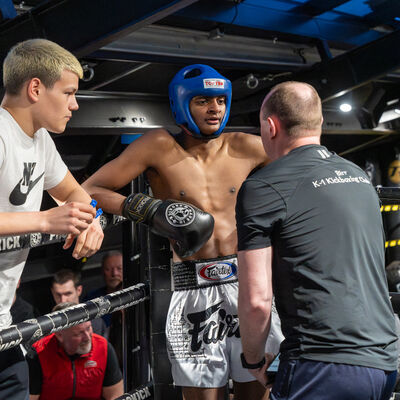 Redouan El Aouad WINNER (Sokudo Gym, Holland) vs. Alan Ginson (Birr Kickboxing)