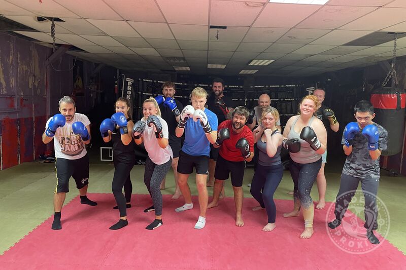 Tuesday 17th August  - The class was put through a tough basic pad session under the direction of head-coach Mr #BillyMurray