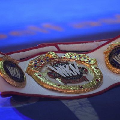 This Belt was contested for the WKN World welterweight title, oriental rules Sunghyun Lee (Korea) def. Johnny Smith (Northern Ireland) by split decision