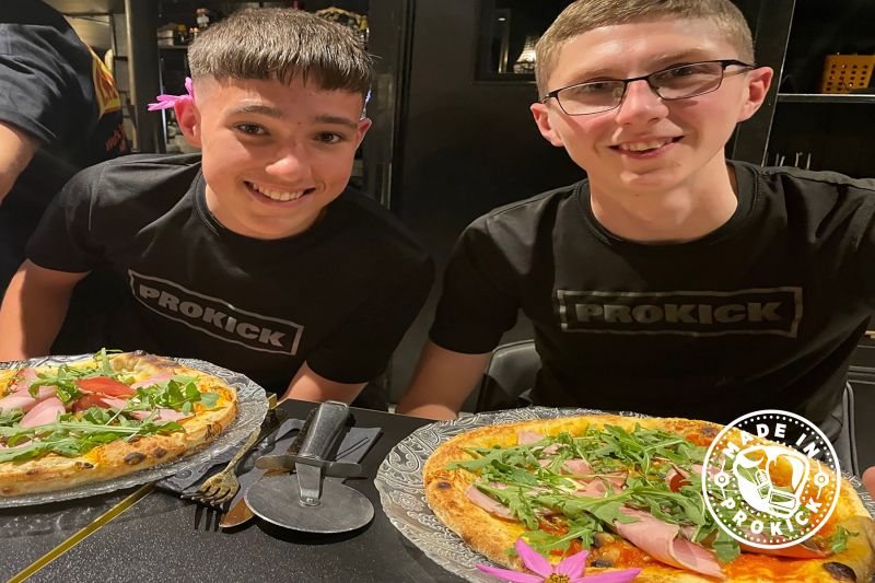 Pizza?! So the weigh-in was done the two fighters shared quality time, relaxing, chilling meeting and talking with new contacts, having a laugh and yes broke bread together before battle. PIZZA!