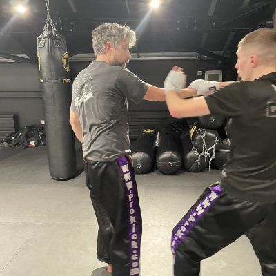 The team with purple and 1st Brown Belts recapping on self-defence techniques and break-falls. No.3