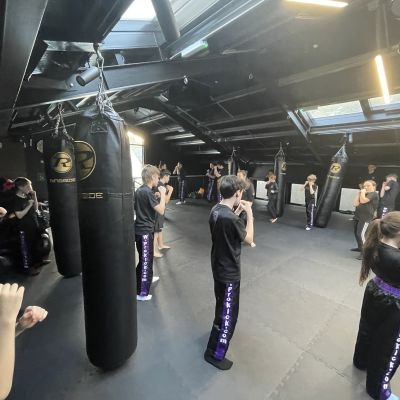 Saturday 10am - the team working with separate groups with pre-Grading, instructing No.2