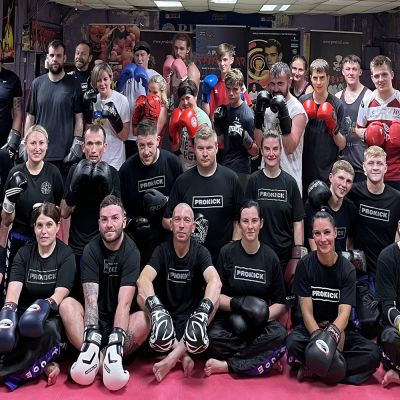 Last night, Thursday 28th July at 6pm was a mixed level Class at the Wilgar Street Gym - Advanced Beginners up to Black Belt all worked at basic drills, tough exercises finishing with boxing on the gloves.