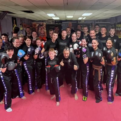 TUESDAY 26th July - 7pm was the final Tuesday class ever to be held at ProKick in Wilgar St. Senior class was at 7pm with the Orange belt class at 8pm - great turn out in both classes.