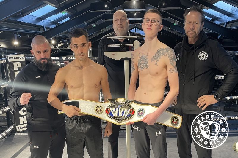 Main Event Weigh-In - Championship weight is 60.1kg and the defending champion Jay Snoddon took to the scales first weighing in at 59.8kg. The challenger, Damiano Vacca from Sardinia stepped on the scales and came in overweight at 61.9kg.