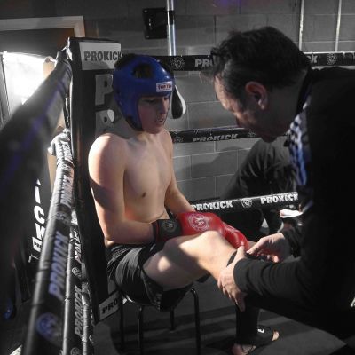 Gary Lynch (ProKick) get a Pep talk. The two teens fought under K1-Style Rules over 3x2 Min Rounds at 72.kg