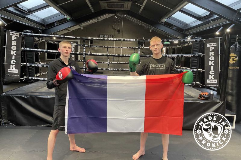 France, we arrived here we are ready! Jay Snoddon and James Braniff will fly the ProKick flag when this Saturday evening in France when they compete on the prestigious BFS 3 show 4th February in Nîmes, France.