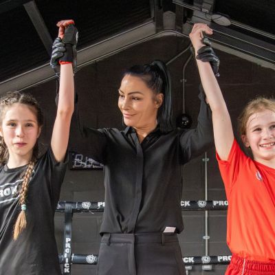 Nice fight girls - between Amelia Cieslikowska (ProKick) Vs Lilly McPherson (Champions Kickboxing Larne) DRAW
