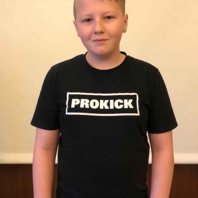 Jack Weigh age 11 years old is the only ProKick jun this year he travelled with his Dad Jonny who will also fight on the event. Jack came in at 54kg.