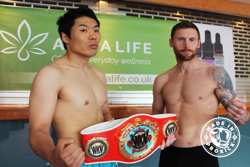Drama at the main event weigh-in. WKN Intercontinental match made at 69.9kg with 0.5kg allowance for non-calibrated scales Johnny Smith hit the scales at 70 kg. Jihoon Lee weighed in at 72.8 kg